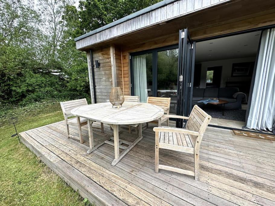 Beautiful Cabin With Pond View Steyning Exterior foto